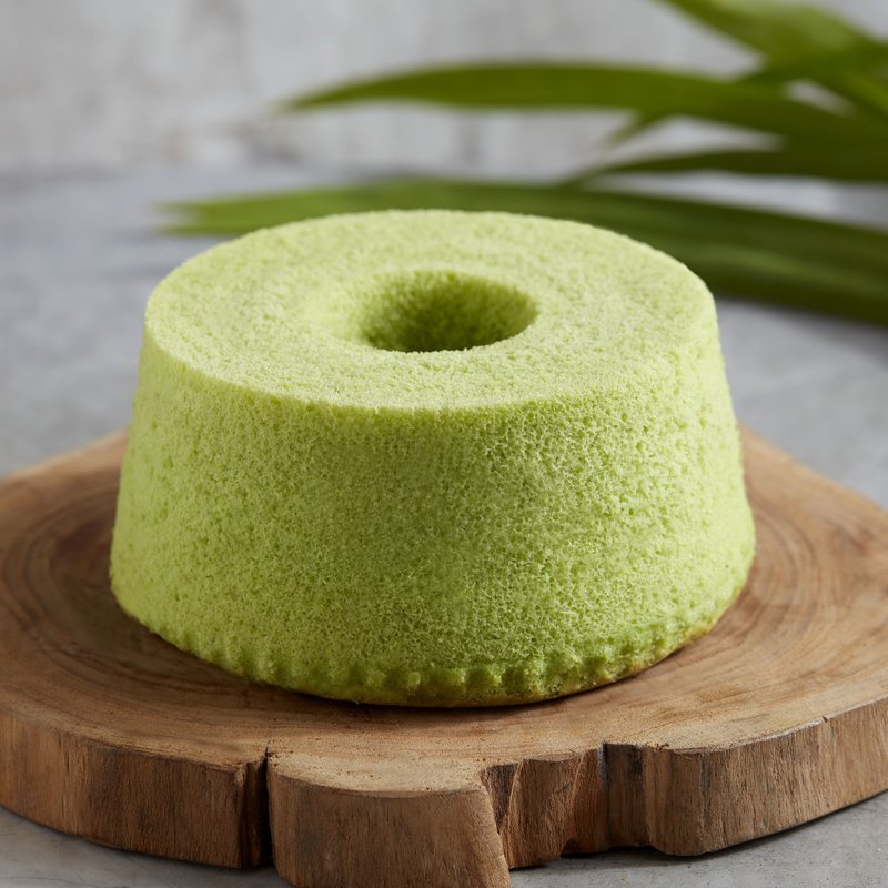 Pandan Chiffon Cake