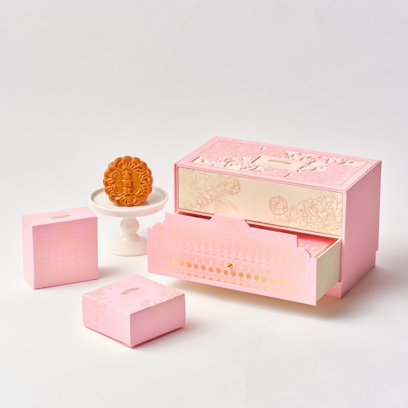 White Lotus Seed Paste with Double Yolks Baked Mooncakes *Low Sugar