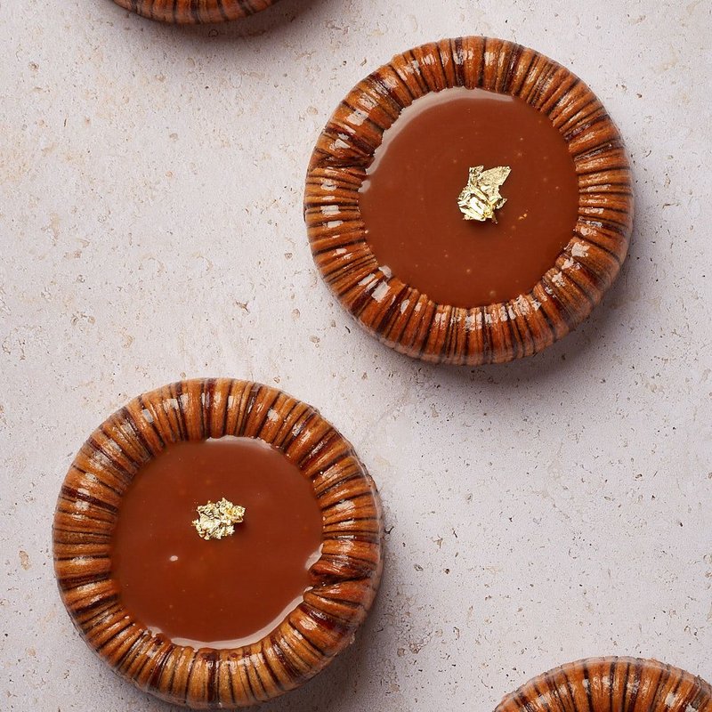 Toffee Chocolate Crown Croissant